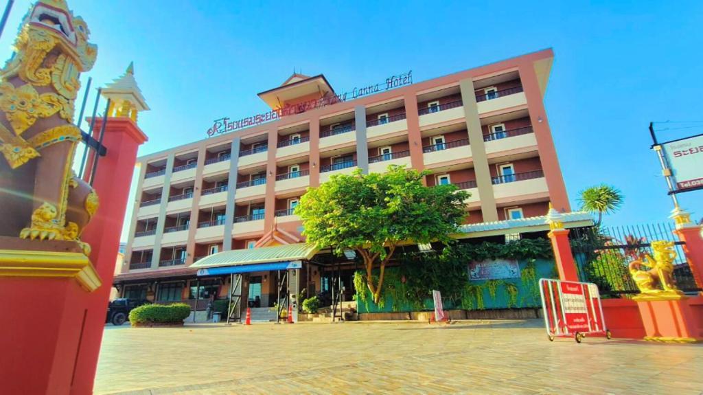 Rayong Lanna Hotel Exterior foto